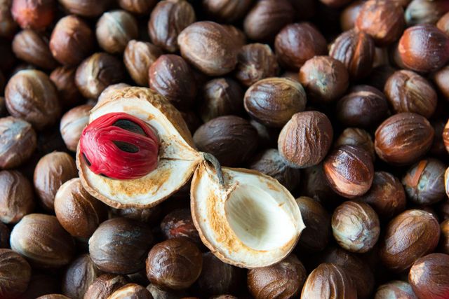 Nutmeg Product 4