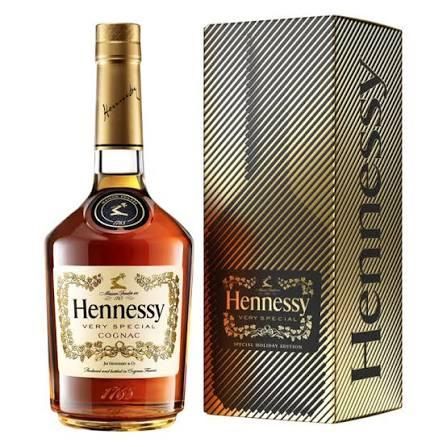 Premium Quality 750cl Sweet Hennessey Whiskey bottle front view