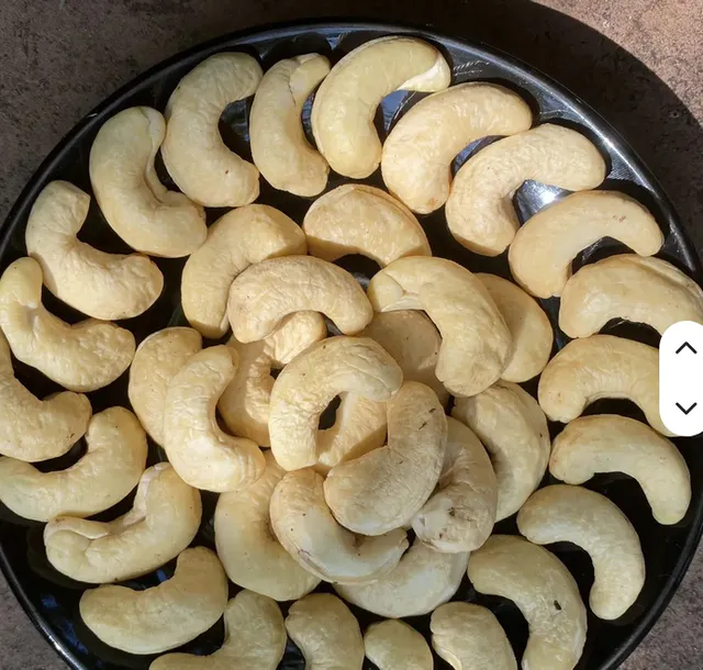 Whole Cashew Kernels 5kg Packaging