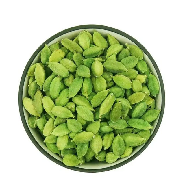 Green Cardamom Pods - Fresh and Handpicked