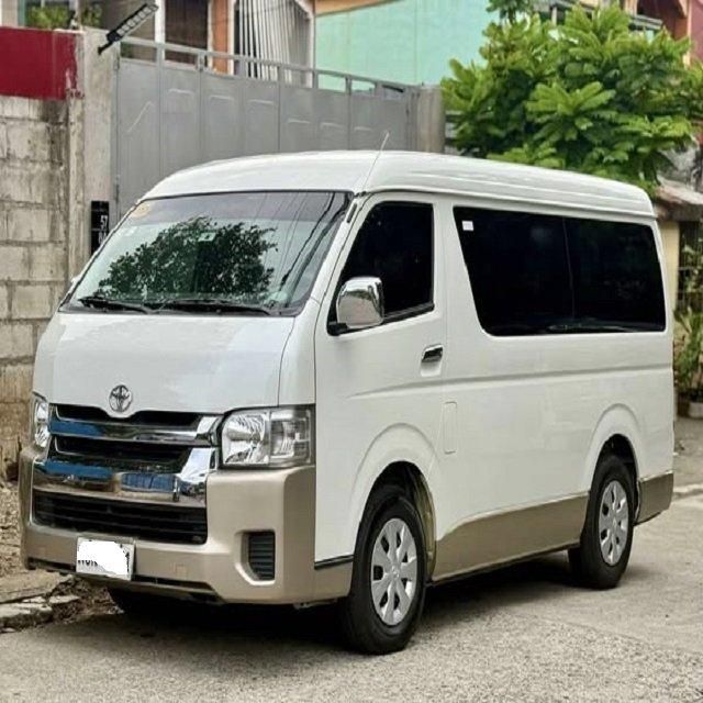 Toyota Hiace Exterior View