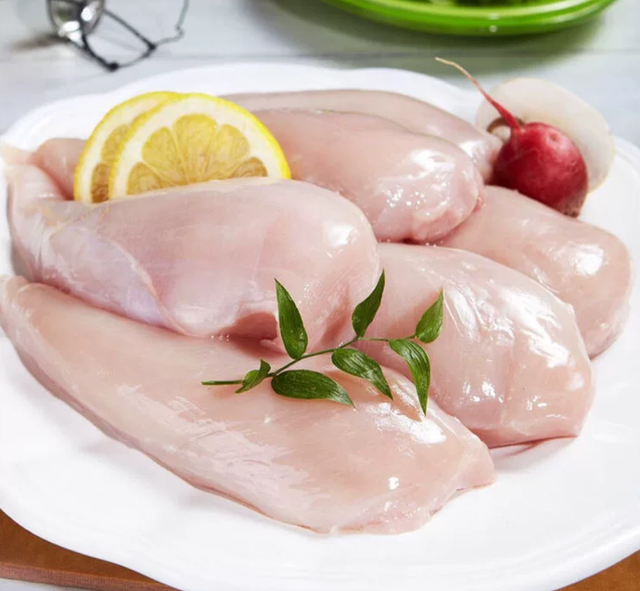 IQF Frozen Skinless Chicken Breast