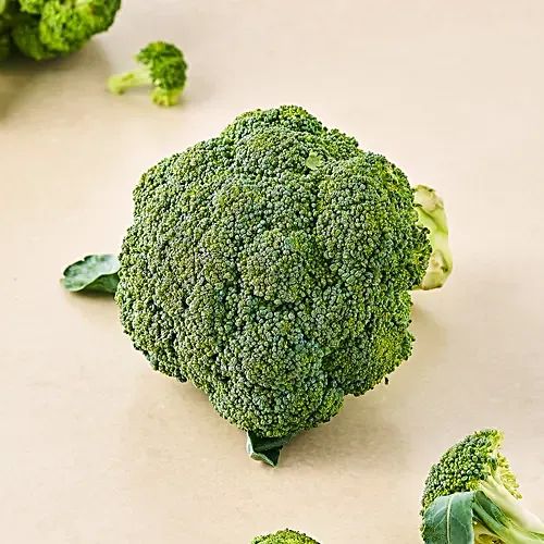 Fresh Broccoli 3