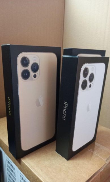 iPhone 13 Pro Max 256GB smartphone angled view