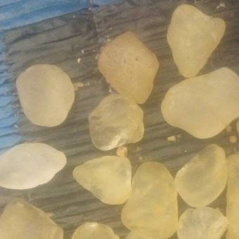 White Rough Diamond 1-5 Carat HPHT Lab Grown