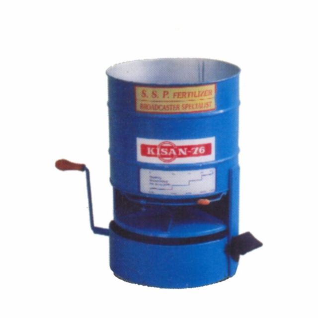 KISAN-76 Hand-Operated Broad Caster