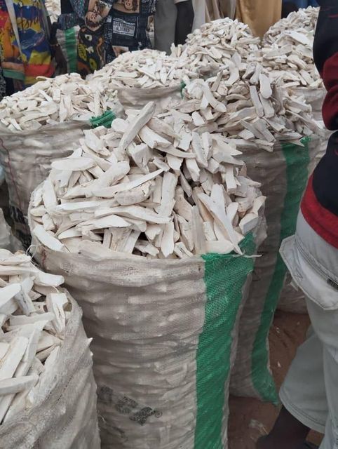Peeled Dry Cassava Chunks