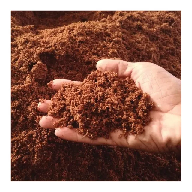 Coconut peat bricks and loose form for export
