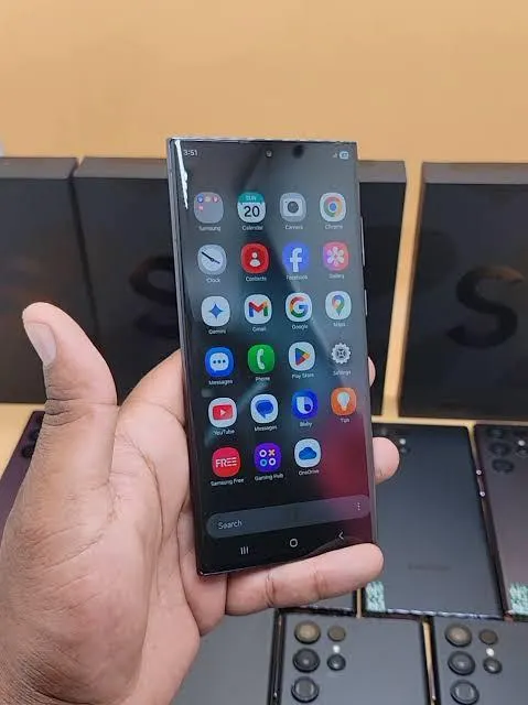 Samsung Galaxy Ultra Smartphone Camera Close-up