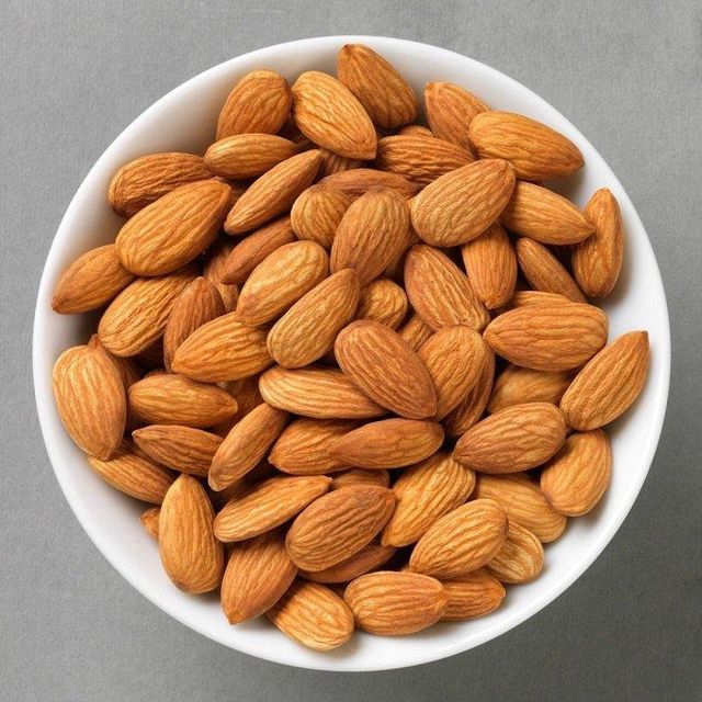 Raw Almonds - Natural