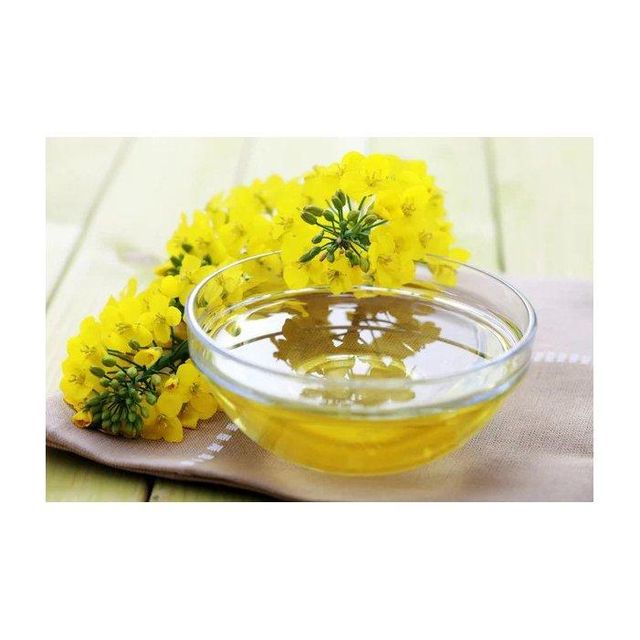 Refined Canola Oil in Commercial Packaging