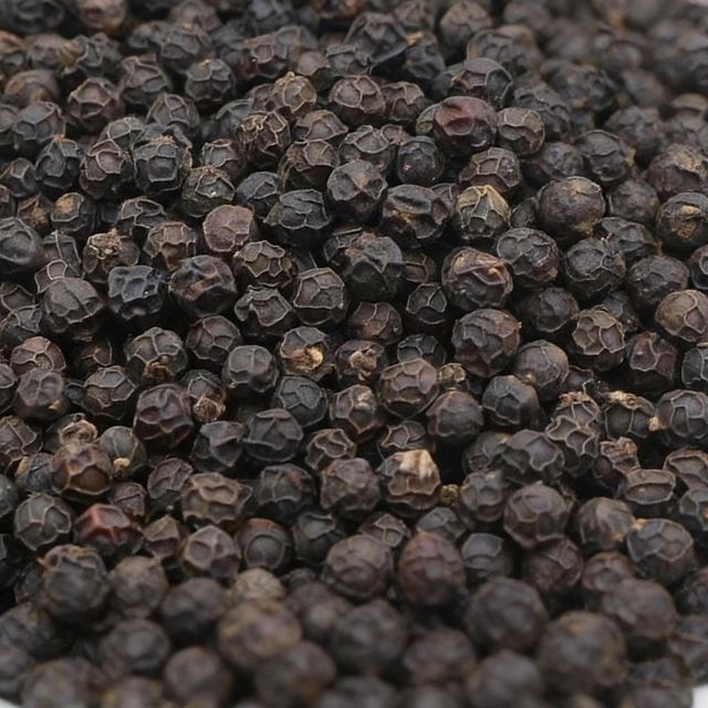 Refined Black Pepper Product