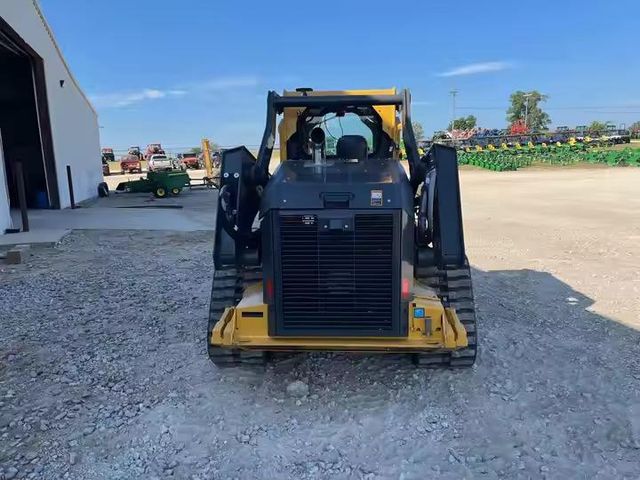 John Deere 333G - Image 5