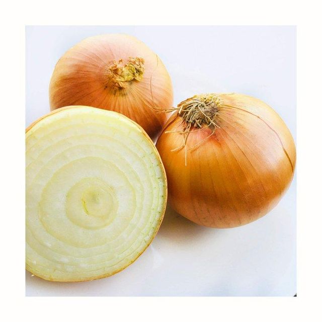 Fresh Yellow Onion 1