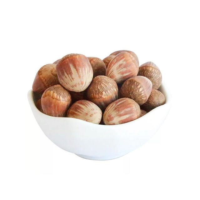 Raw Hazelnuts 2
