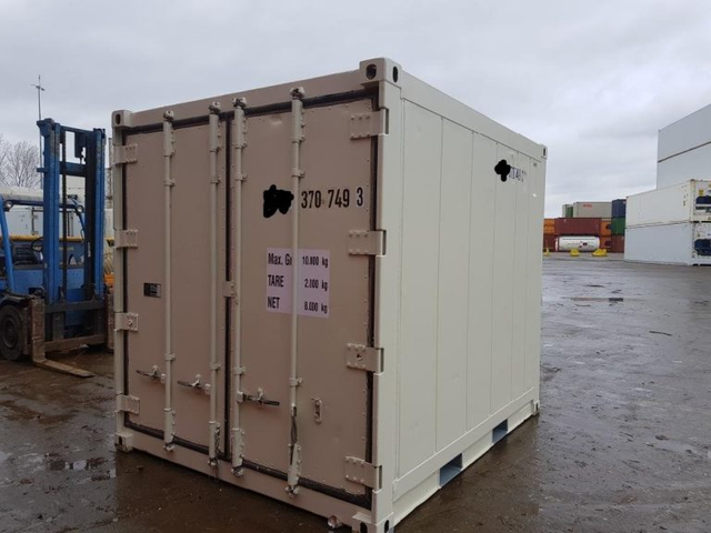Used 10ft Reefer Refrigerated Shipping Container exterior view 1