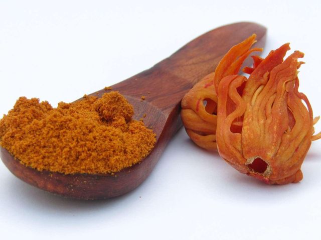 Whole Mace