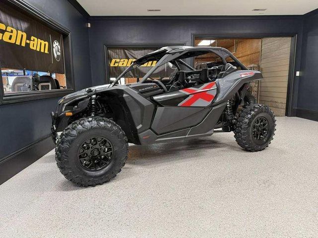 Maverick X3 X Turbo Front View
