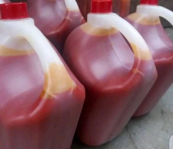 Pure Red Palm Oil Jar