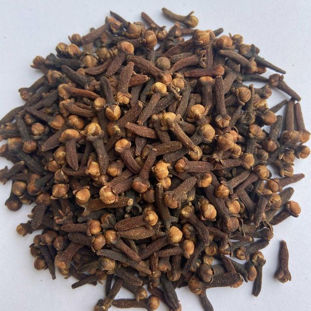 Cloves in Natural Display