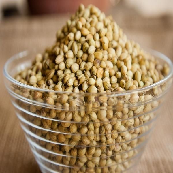 Natural Dried Coriander Seeds