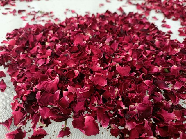 Dried Rose Petals
