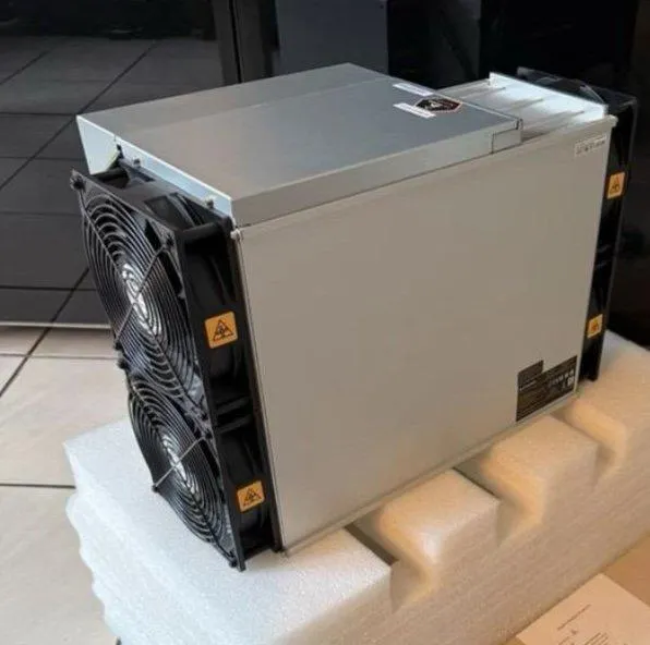 Antminer S21 Pro packaging
