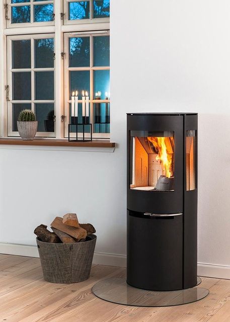Aduro H1 burning wood and pellets