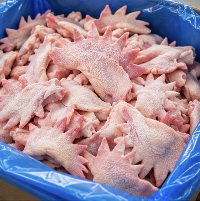 Halal whole chicken crests frozen and packaged in bulk