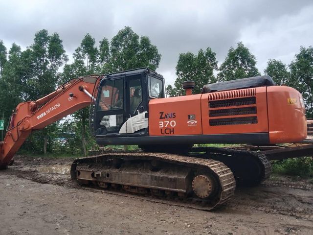 TATA Hitachi ZX370 Excavator - Front View