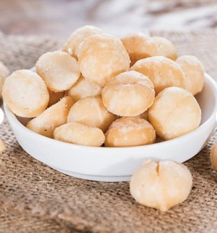 Raw unsalted no-shell macadamia nut