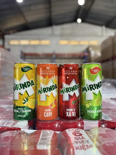 Mirinda Soft Drink Carbonated Drink 320ml - Bottle display