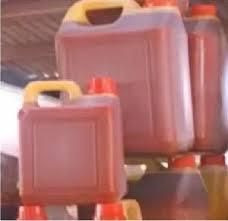 Premium Refined Red Oil bottled for sale