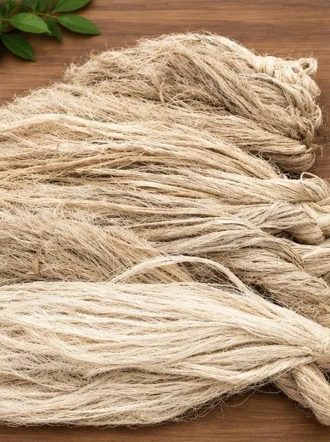 Textured banana fiber yarn strands
