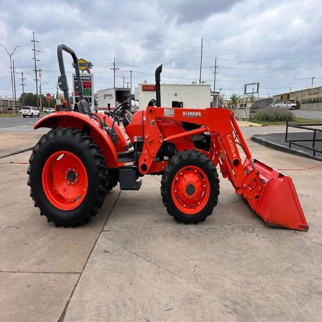 Kubota 4x4 Farming Machine