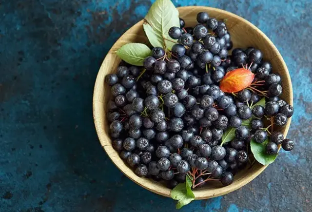 Aronia Berries, Juice and Jam Products