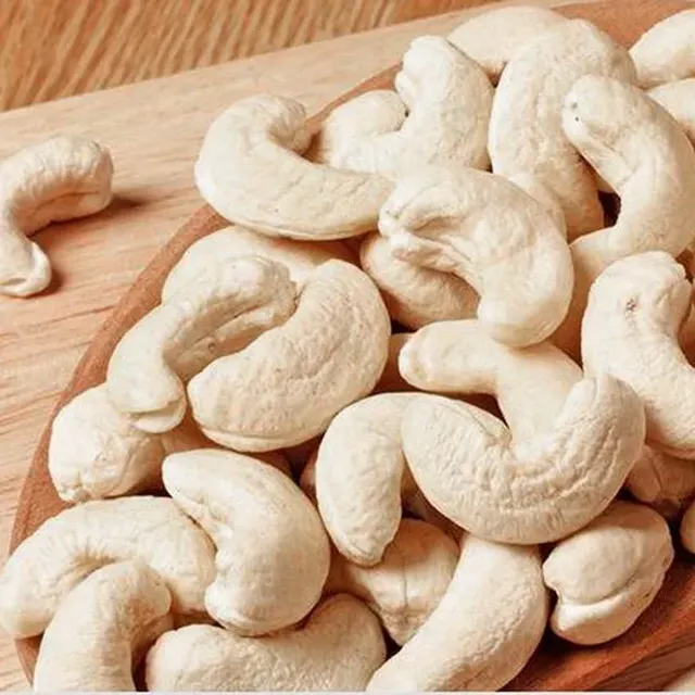 Raw Cashew Nuts