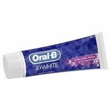 Oral-B Pro-3D White Toothpaste with white enamel effect