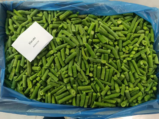 Fresh frozen cut beans ready to cook