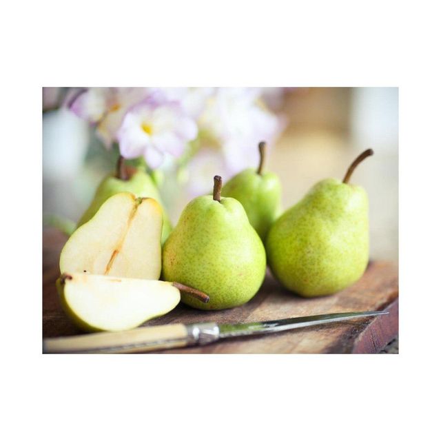 Fresh Pears Image 2