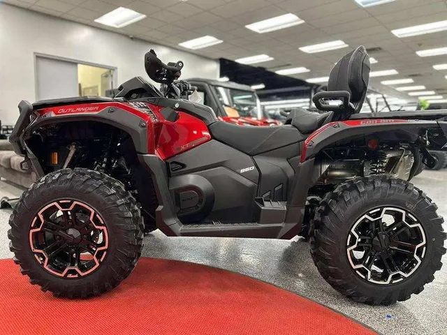 CNAM Outlander Max XT850 front view