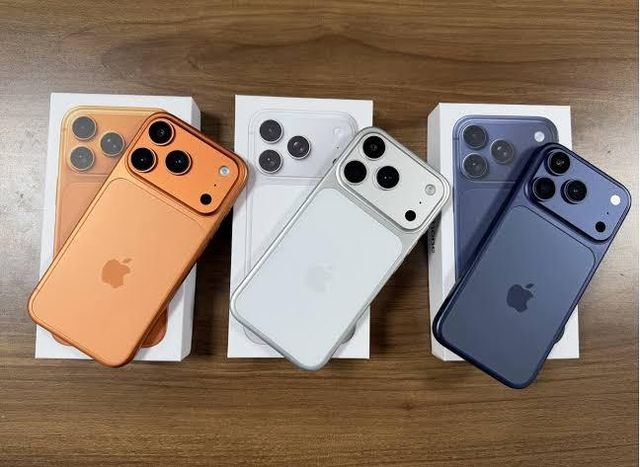 Front view of Used Apple iPhone 17 Pro Max 1TB