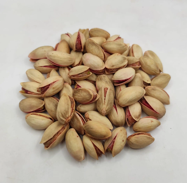 Dried Salted Pistachio Nuts