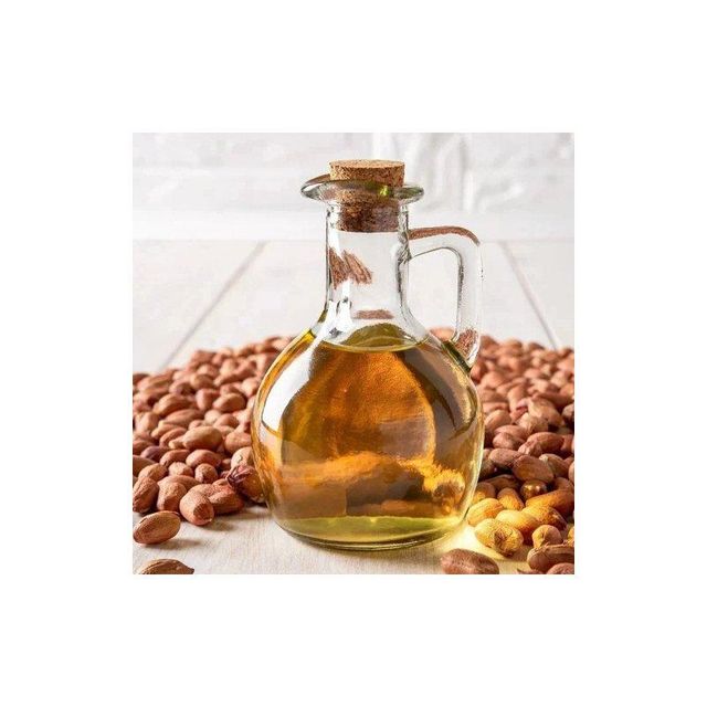 Groundnut Oil in Container