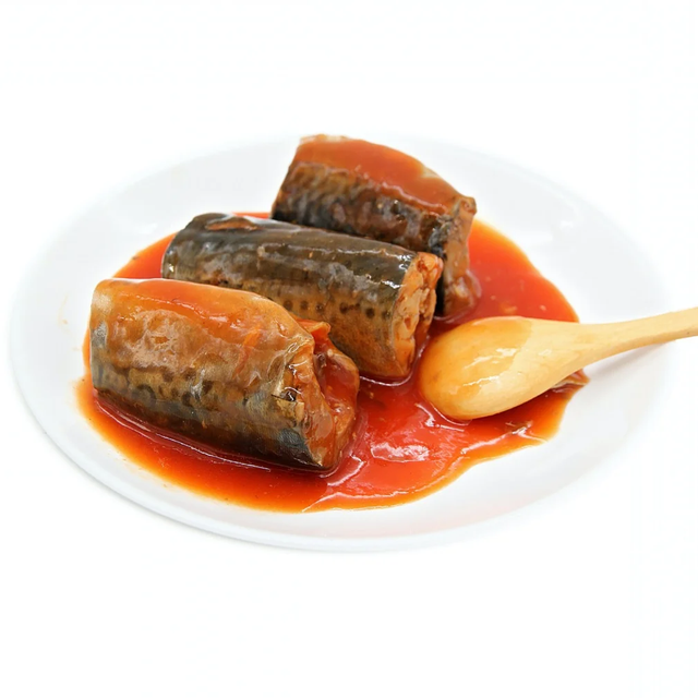 Canned sardines in tomato sauce, 425g