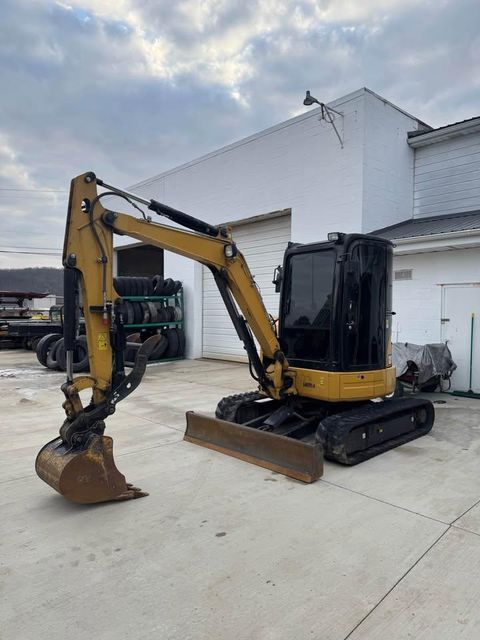 CAT Mini Excavator 10 Ton Crawler Digger